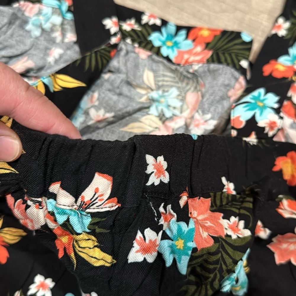 Crop top - Picture 5 of 5